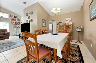 816 Knightsbridge Cir, Davenport, FL 33896 - Photo 16