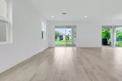 6214 Sea Amber Lane, Apollo Beach, FL 33572 - Photo 4