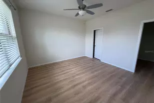 1917 Cayman Cove Cir, Saint Cloud, FL 34772 - Photo 8