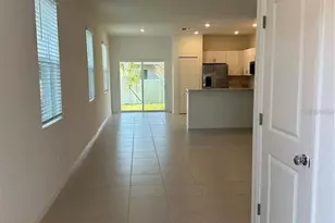 2655 Buttercup Lucine Ln, Ruskin, FL 33570 - Photo 2