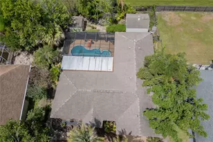 720 Tahiti Dr, Kissimmee, FL 34758 - Photo 2