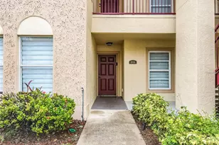 2810 Club Cortile Cir, Kissimmee, FL 34746 - Photo 2