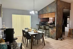 813 San Jose Ct, Kissimmee, FL 34758 - Photo 6