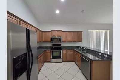 8423 Baywood Vista Drive, Orlando, FL 32810 - Photo 6
