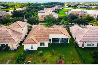 3578 Valleyview Drive, Kissimmee, FL 34746 - Photo 12