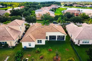 3578 Valleyview Dr, Kissimmee, FL 34746 - Photo 12
