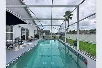 208 Castlemain Circle, Davenport, FL 33897 - Photo 2