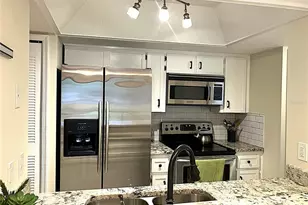 956 5th St, Clermont, FL 34711 - Photo 18