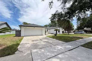 9923 Castleton St, Orlando, FL 32817 - Photo 2