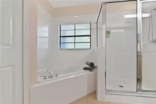 3060 Pirates Retreat Ct, Kissimmee, FL 34747 - Photo 10