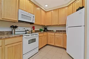 3060 Pirates Retreat Ct, Kissimmee, FL 34747 - Photo 12