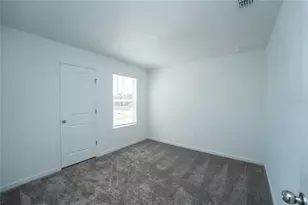 581 Bell Prairie Cir, Lake Wales, FL 33859 - Photo 28