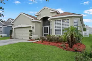 2713 Barnsley Ln, Kissimmee, FL 34744 - Photo 2