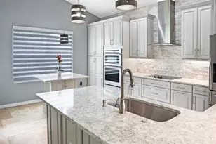 2713 Barnsley Ln, Kissimmee, FL 34744 - Photo 20
