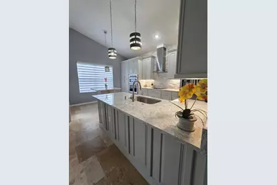 2713 Barnsley Lane, Kissimmee, FL 34744 - Photo 18