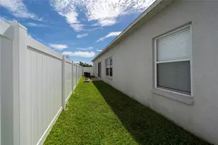 3058 Bay Laurel Cir N, Kissimmee, FL 34744 - Photo 32