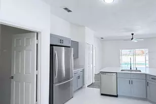 906 Berwick Dr, Davenport, FL 33897 - Photo 66