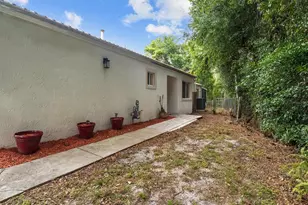 381 San Jose Dr, Winter Haven, FL 33884 - Photo 32