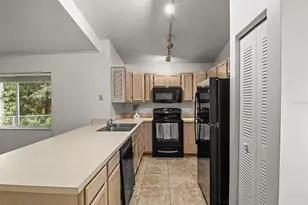 381 San Jose Dr, Winter Haven, FL 33884 - Photo 14