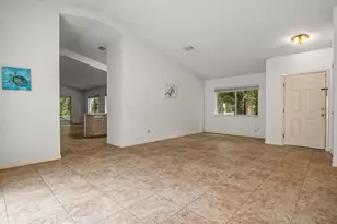 381 San Jose Dr, Winter Haven, FL 33884 - Photo 6