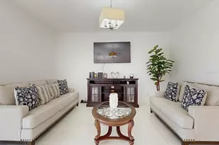 6609 Lake Pembroke Pl, Orlando, FL 32829 - Photo 10