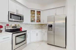 6609 Lake Pembroke Pl, Orlando, FL 32829 - Photo 16