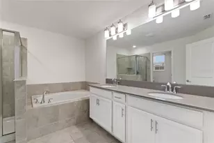 8801 Beth Page Ln, Davenport, FL 33896 - Photo 16