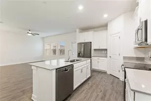 8801 Beth Page Ln, Davenport, FL 33896 - Photo 12