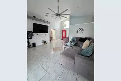 763 Country Woods Circle, Kissimmee, FL 34744 - Photo 4