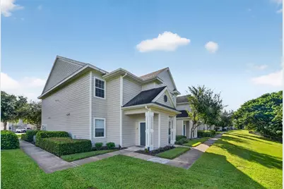 304 Southern Pecan Circle #208, Winter Garden, FL 34787 - Photo 2