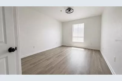 6380 Contessa Drive #310, Orlando, FL 32829 - Photo 4