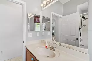 2901 Rambling Oaks Way, Kissimmee, FL 34746 - Photo 18