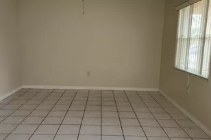 727 Michigan Ct, Saint Cloud, FL 34769 - Photo 4