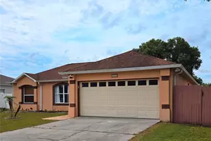 804 Carrousel Ln, Kissimmee, FL 34759 - Photo 2