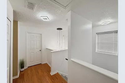 1302 S Beach Circle, Kissimmee, FL 34746 - Photo 28