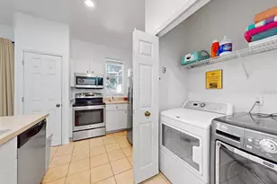 1302 S Beach Cir, Kissimmee, FL 34746 - Photo 12