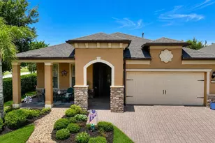 556 Zamora Wy, Davenport, FL 33837 - Photo 2