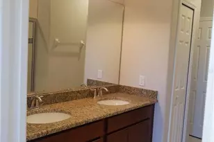 8504 Magnificent Ln, Groveland, FL 34736 - Photo 8