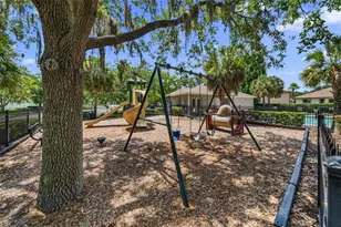 2651 Rambling Oaks Way, Kissimmee, FL 34746 - Photo 34