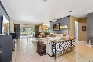 3524 Shorewood Dr, Kissimmee, FL 34746 - Photo 10