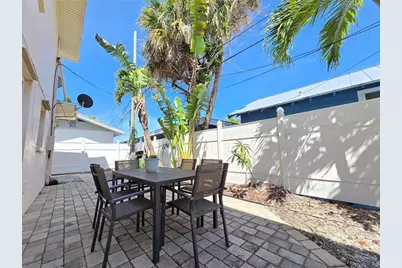 525 73rd Avenue #2, Saint Pete Beach, FL 33706 - Photo 4