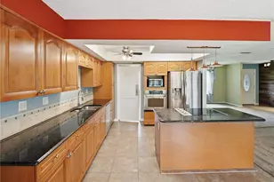 2685 Robin Ave, Kissimmee, FL 34744 - Photo 8