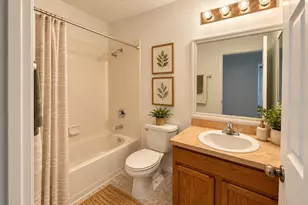 561 Cresting Oak Cir, Orlando, FL 32824 - Photo 10
