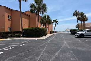 7400 Sunshine Skyway Ln S, Saint Petersburg, FL 33711 - Photo 14