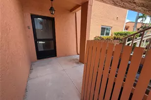 7400 Sunshine Skyway Ln S, Saint Petersburg, FL 33711 - Photo 4