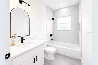 881 W Wisconsin Avenue, Orange City, FL 32763 - Photo 16
