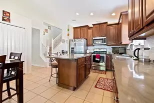 4490 Spring Blossom Ln, Kissimmee, FL 34746 - Photo 8