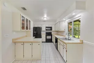 1723 Hughey St, Kissimmee, FL 34741 - Photo 8