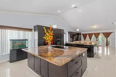 7045 Coral Cove Drive, Orlando, FL 32818 - Photo 10