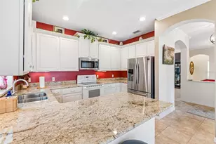 729 Coronado Dr, Poinciana, FL 34759 - Photo 12